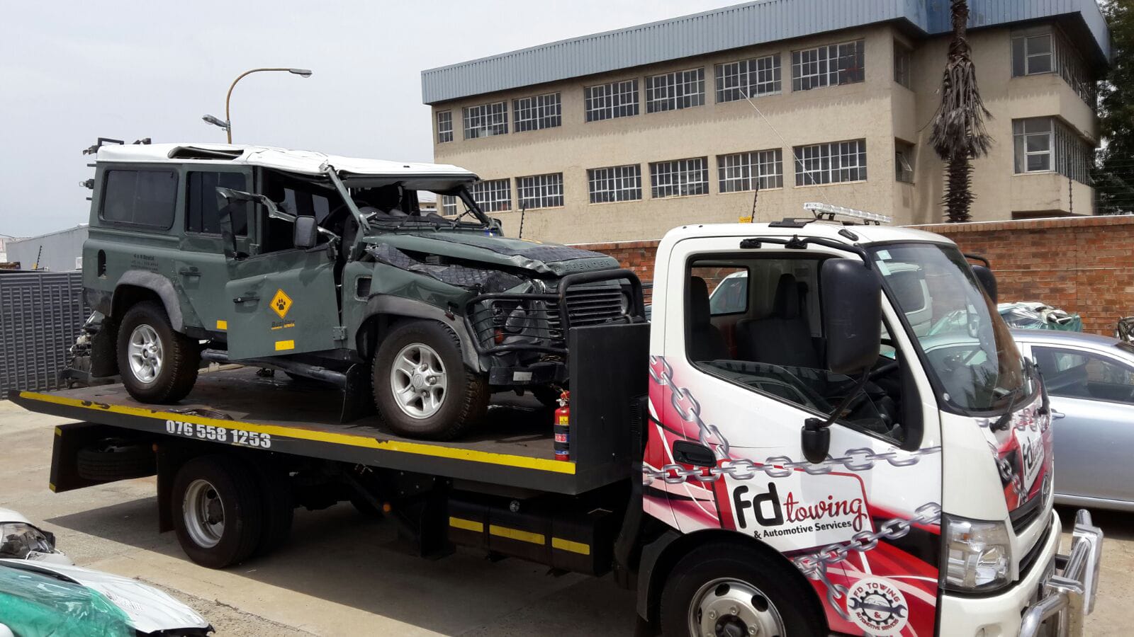 safari_on_tow